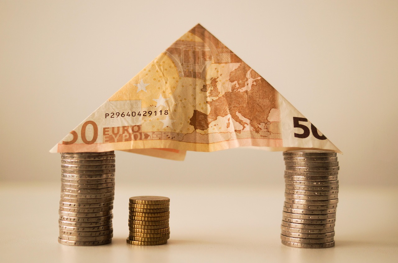 Fastrente vs. flytende rente: Hvilken boliglånsrente passer for deg?